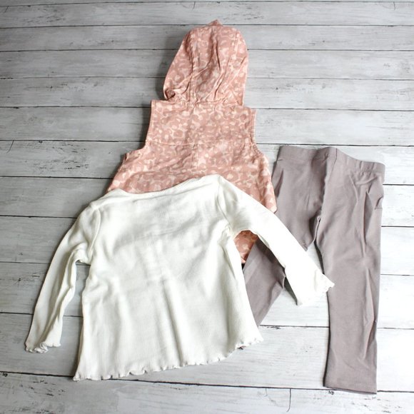 Cynthia Rowley Baby Girl's Jacket Vest Top Leggings Set Size 24 Months - Picture 8 of 8